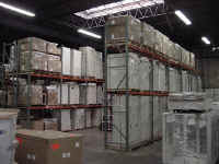 enclwhse.jpg (51660 bytes)